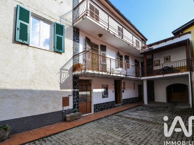 Casa in vendita a Roccavignale