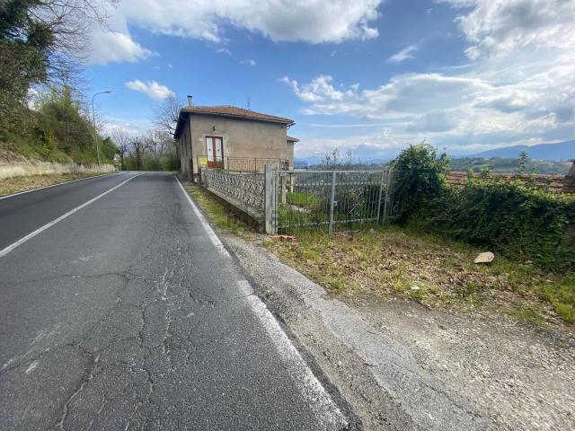 Casa in vendita a Terni, Umbria