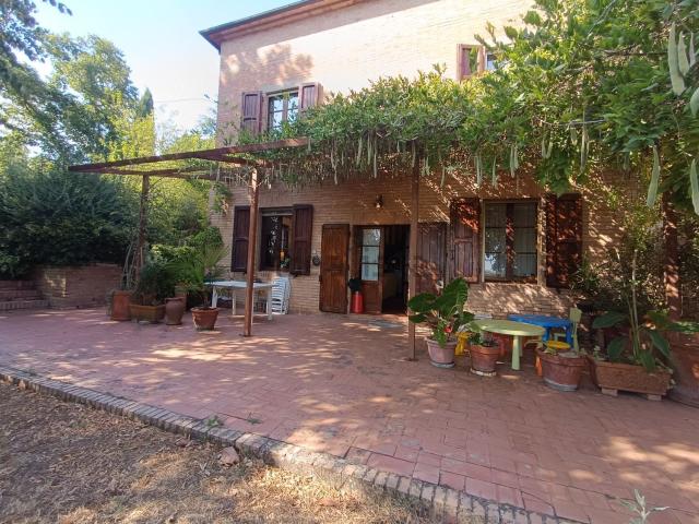 Casa in vendita a Castelnuovo Berardenga, Toscana