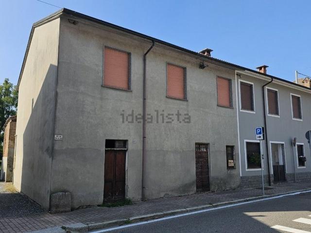Casa in vendita a Bressana Bottarone, Lombardia