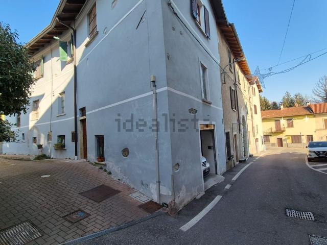 Casa in vendita a Comunità Montana del Piambello, Clivio