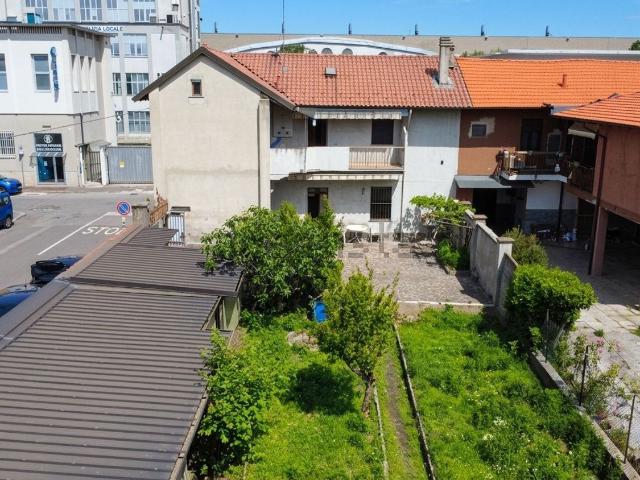 Casa in vendita a Oltrestazione, Legnano