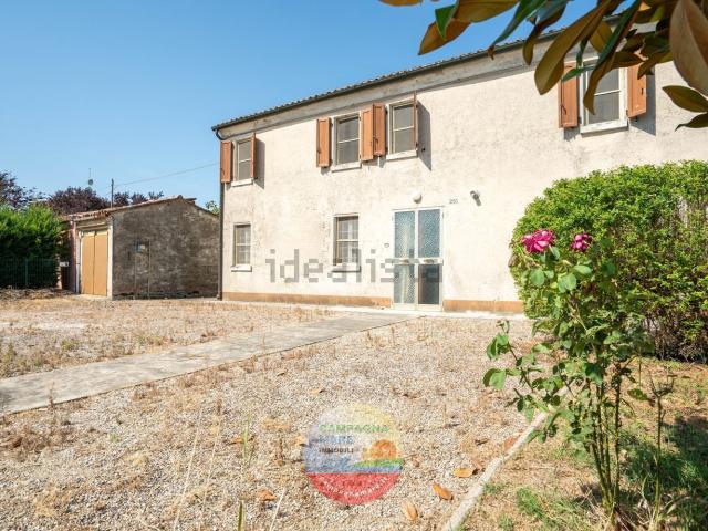 Casa in vendita a Unione Terre e Fiumi, Copparo