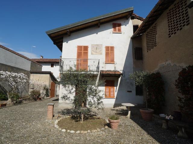 Casa in vendita a Cassolnovo, Lombardia