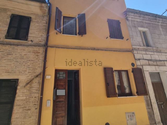 Casa in vendita a Marche, Macerata