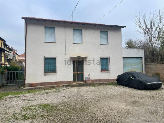Casa in vendita a Nuovo Circondario Imolese, Imola