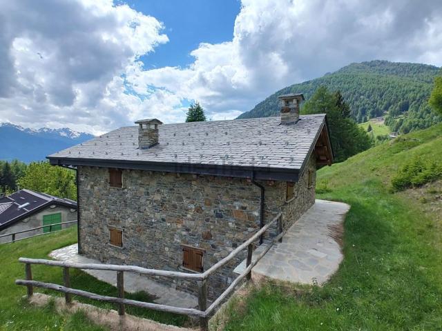 Casa in vendita a Comunità montana della valle Camonica, Edolo