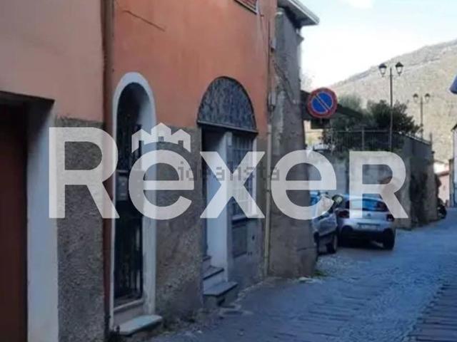 Casa in vendita a Pieve Di Teco, Liguria