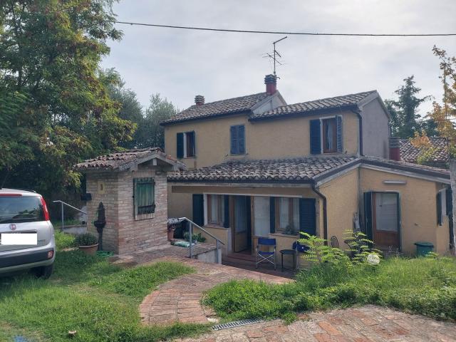 Casa in vendita a Ghetto di Trebbiantico, Pesaro