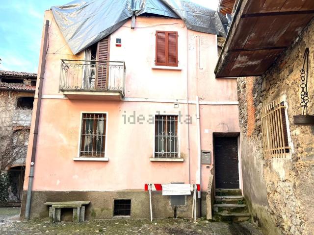Casa in vendita a Comunità Montana del Piambello, Viconago