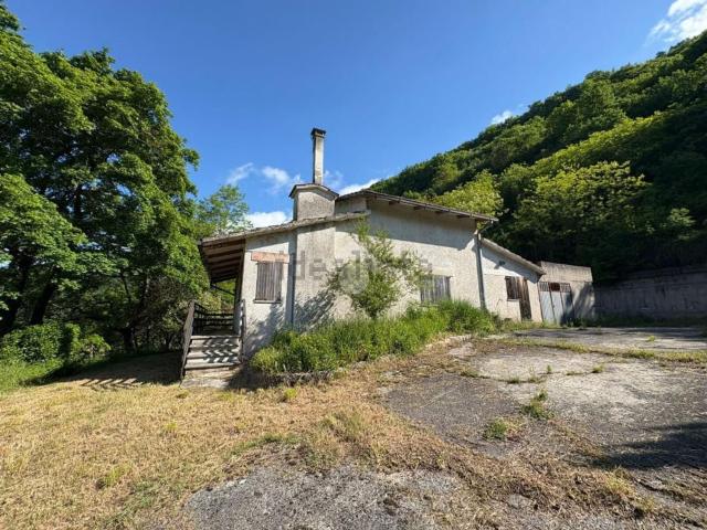 Casa in vendita a Marche, Pesaro E Urbino