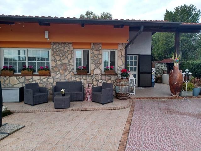 Casa in vendita a Lido di Latina, Latina