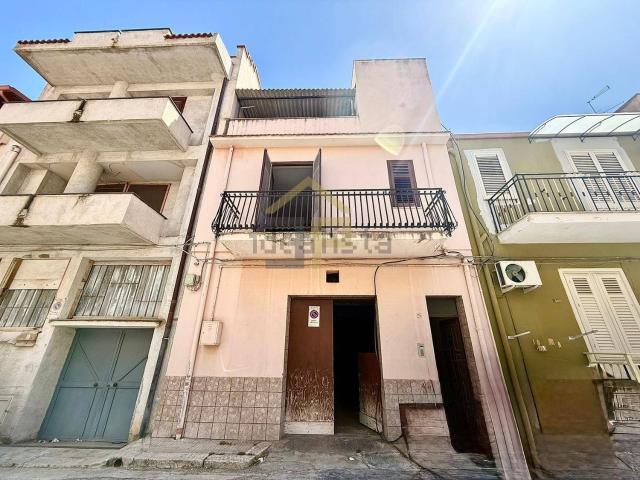 Casa in vendita a Terrasini, Sicilia