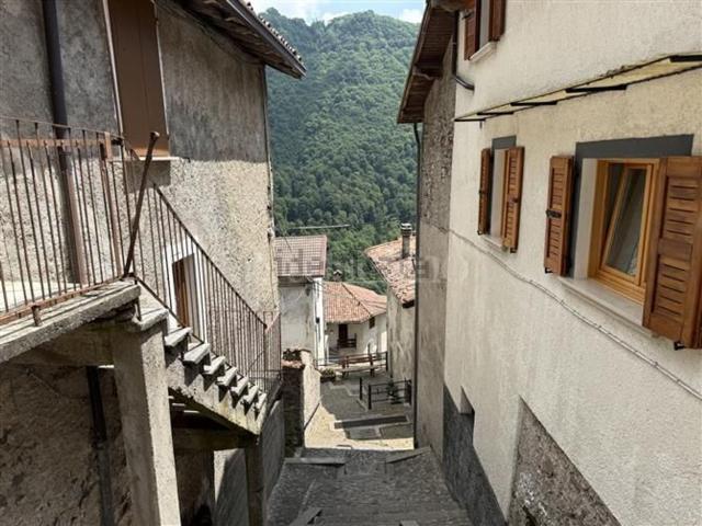 Casa in vendita a Comunità Montana Parco Alto Garda bresciano, Magasa