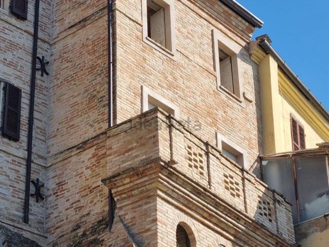 Casa in vendita a Marche, Macerata