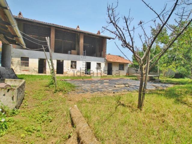 Casa in vendita a Borgo d'Ale, Vercelli