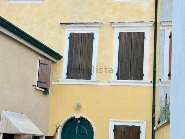 Casa in vendita a Borghetto, Valeggio Sul Mincio