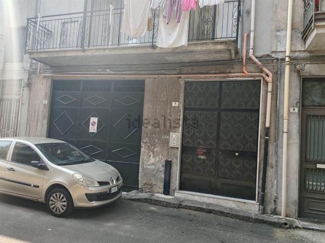 Casa in vendita a Paternò, Sicilia