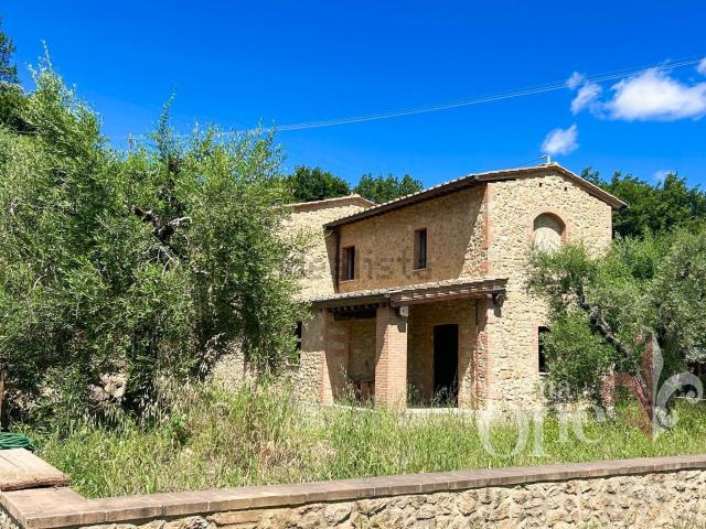 Casa in vendita a Volterra, Toscana