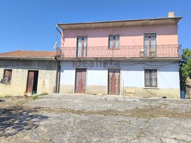 Casa in vendita a Terre dell’Ufita, Frigento