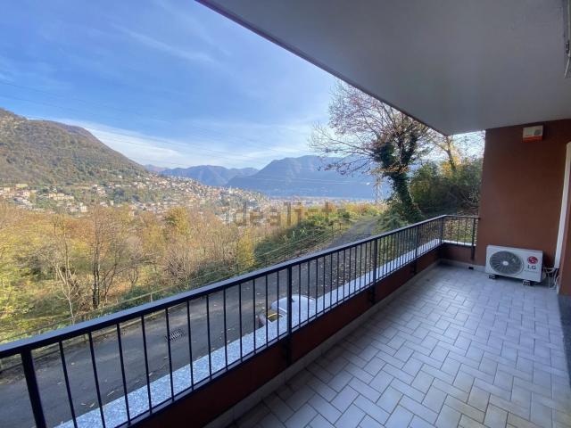 Casa in vendita a Sagnino, Como