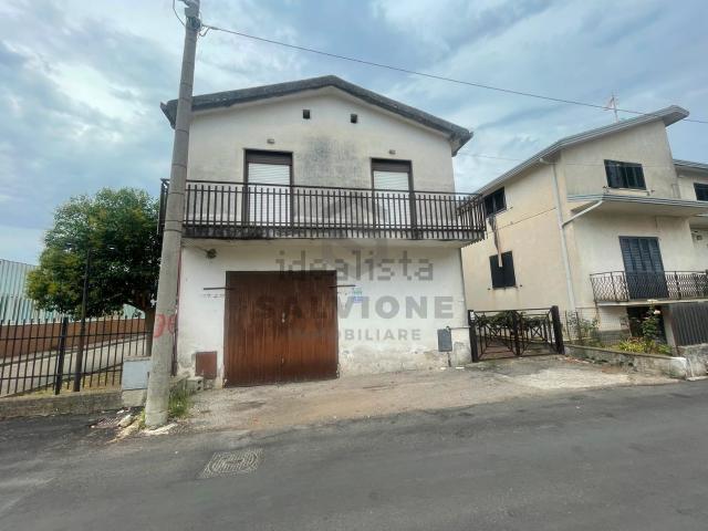 Casa in vendita a San Salvatore Telesino, Campania
