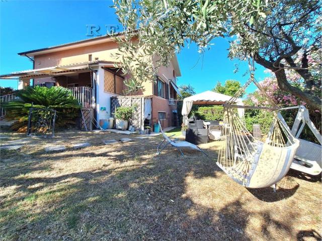 Casa in vendita a Marche, Macerata