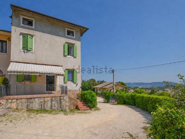 Casa in vendita a Montorso Vicentino, Veneto