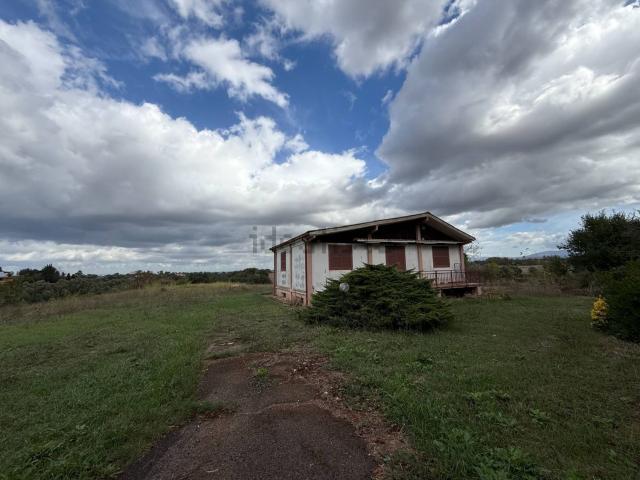 Casa in vendita a Monte Migliore, Roma Capitale
