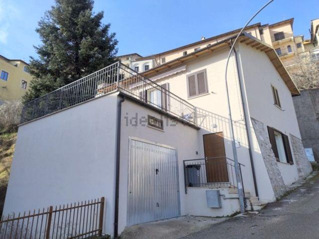 Casa in vendita a Cascia, Umbria