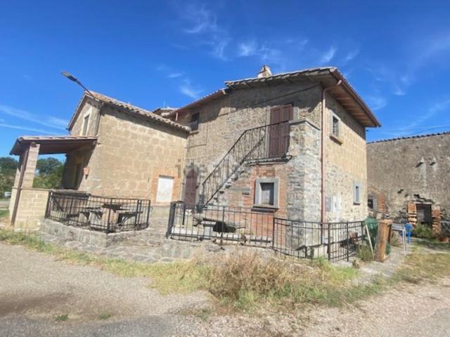 Casa in vendita a Montefiascone, Viterbo