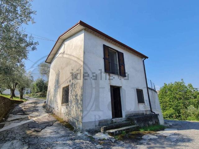 Casa in vendita a Arpino, Lazio