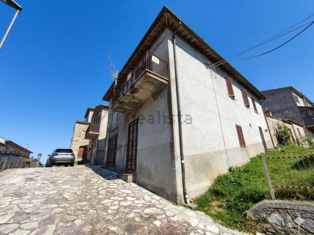 Casa in vendita a Montecastrilli, Umbria