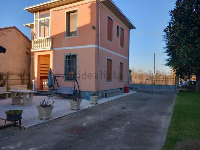 Casa in vendita a Piemonte, Alessandria