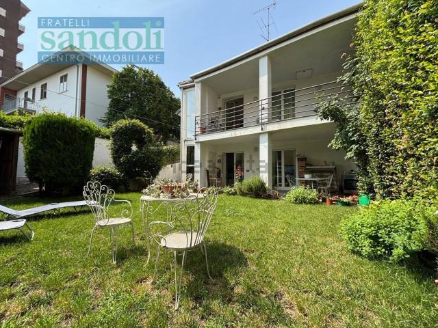 Casa in vendita a L'Isola, Piemonte
