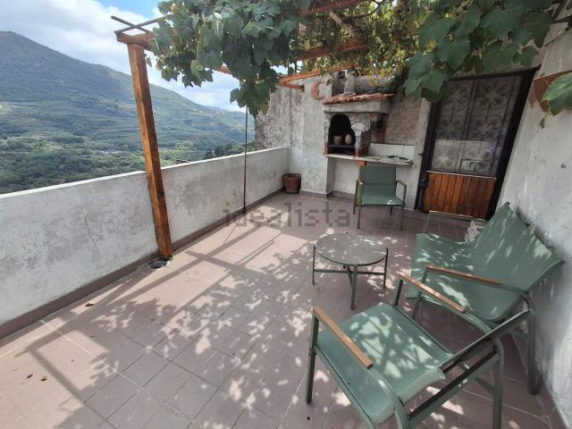 Casa in vendita a Caravonica, Liguria