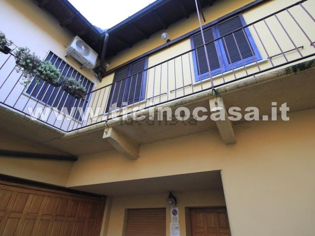 Casa in vendita a Magenta, Lombardia
