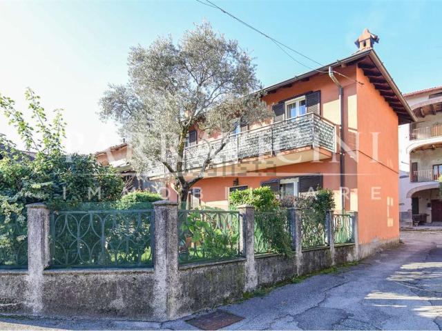 Casa in vendita a Carcano, Albavilla