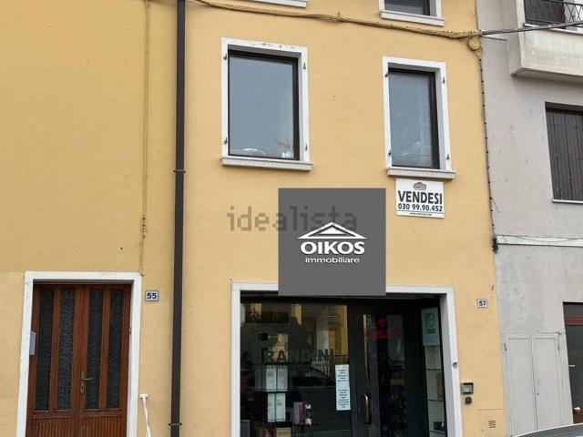 Casa in vendita a Rivoltella del Garda, Desenzano Del Garda