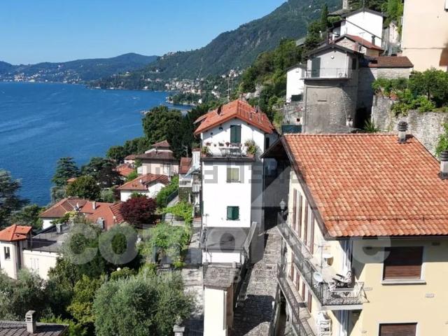 Casa in vendita a Carate Urio, Como