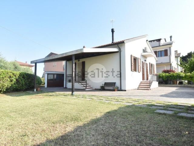 Casa in vendita a Unione di comuni Valmarecchia, Santarcangelo Di
