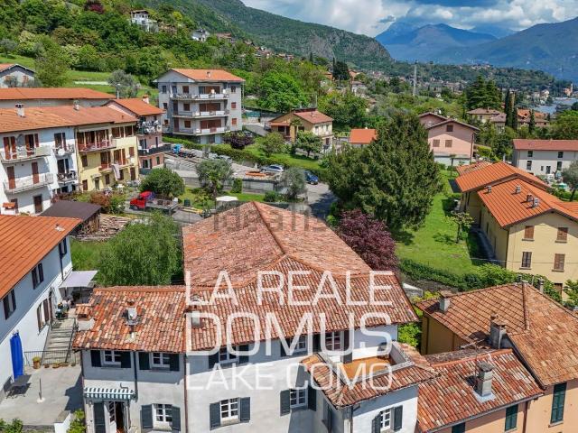 Casa in vendita a Tremezzina, Lombardia