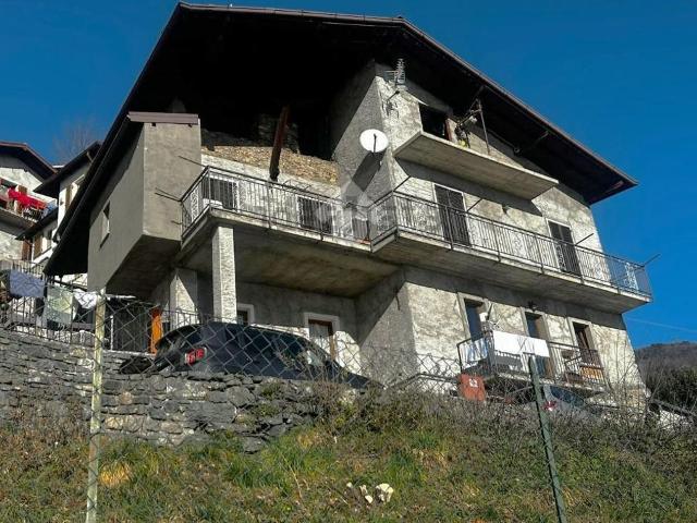 Casa in vendita a Gravedona ed Uniti, Gravedona