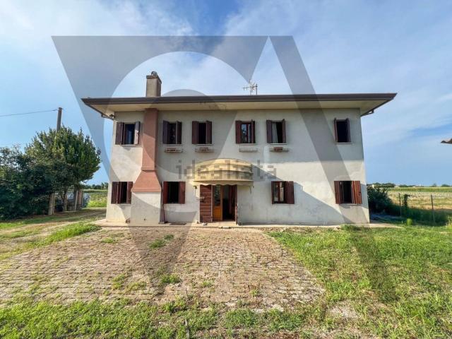 Casa in vendita a Correzzola, Veneto