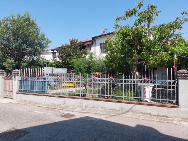 Casa in vendita a Donada, Porto Viro
