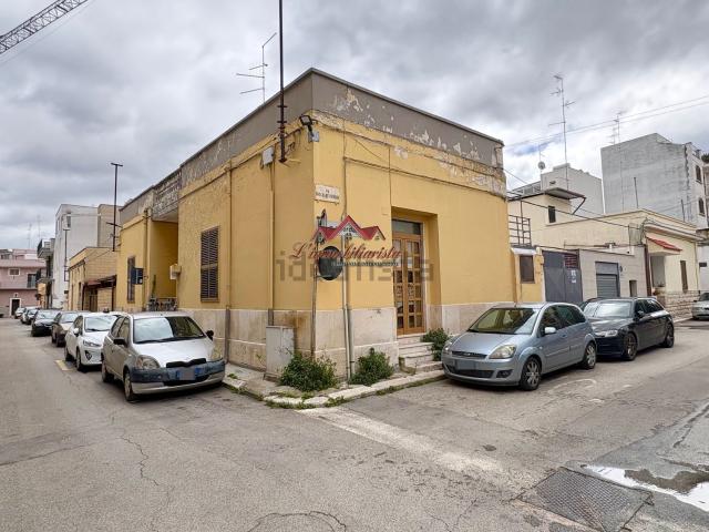 Casa in vendita a Puglia, Bari