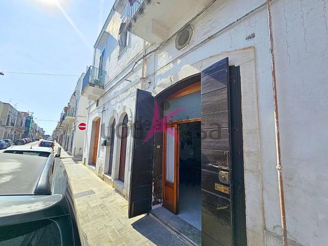 Casa in vendita a Puglia, Bari