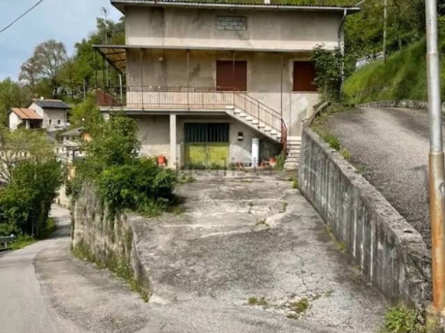 Casa in vendita a Castelgomberto, Veneto
