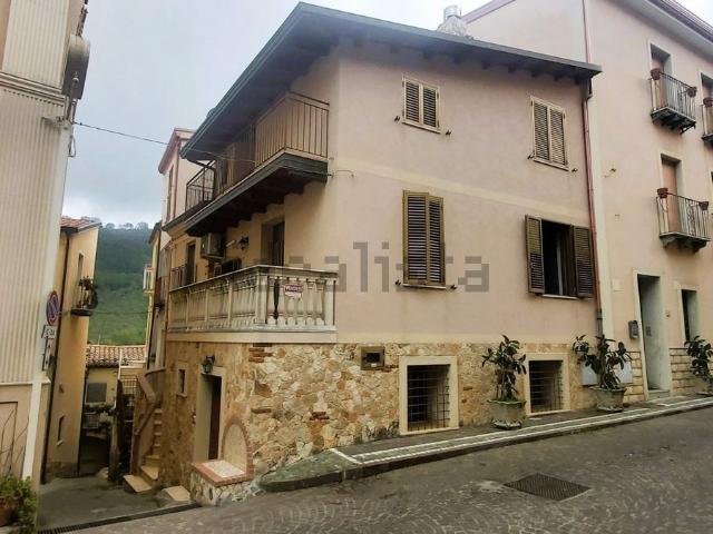 Casa in vendita a Calabria, Catanzaro