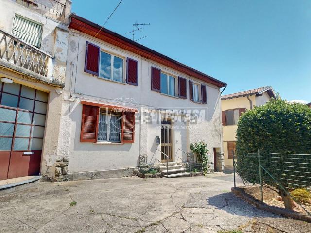 Casa in vendita a Solbiate con Cagno, Cagno